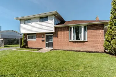 104 Wilson Street, Kingston, On K7k 4z8