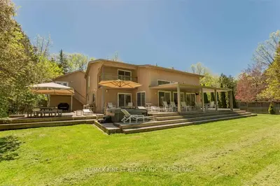 126 Trillium Lane, Greater Napanee, ON K0H 1G0