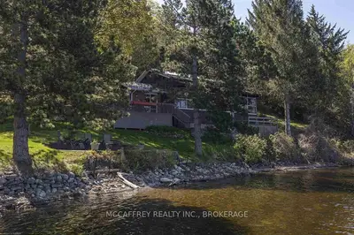 2913a County Road 9, Greater Napanee, On, K7r 3k8