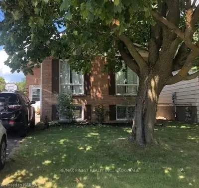 826 Cedarwood Drive, Kingston, ON K7P 1K8