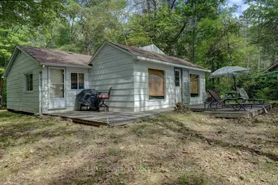 206 Pearson Pond Road, Addington Highlands, On K0h 1k0