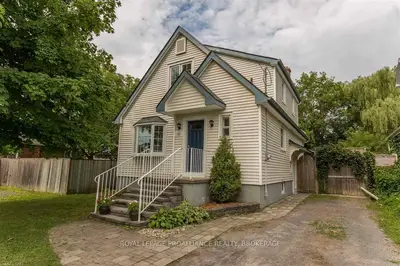 168 Regent Street, Kingston, On K7k 4k3