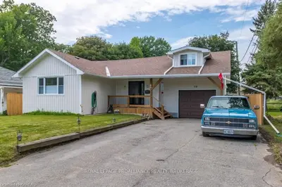 40 Ontario Street, Gananoque, On K7g 2n9