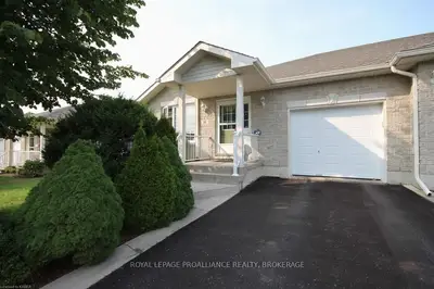 45 Ellesmeer Avenue, Kingston, On, K7p 3j1