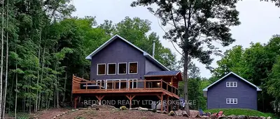 101 Echo Glen Lane, Front Of Leeds & Seeleys Bay, On K0e 1l0