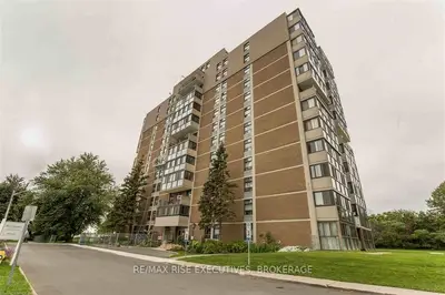 2 Mowat Avenue 1201, Kingston, On K7m 1m1
