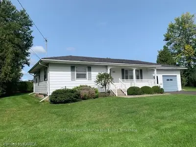 461 Dundas Street W, Greater Napanee, ON, K7R 2B9