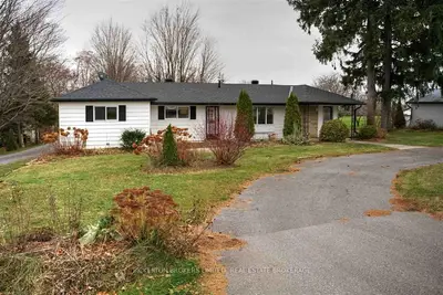 113 River Road, Front Of Leeds & Seeleys Bay, On K0e 1l0