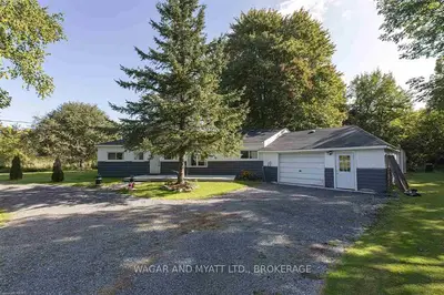 24 North Beaver Lake Road, Stone Mills, On K0k 2a0
