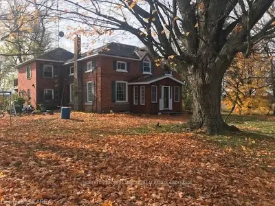 31 Todd Road, Front Of Leeds & Seeleys Bay, On K0e 1l0