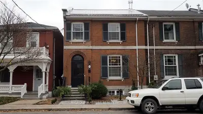 53 Clergy Street, Kingston, On K7l 3g2