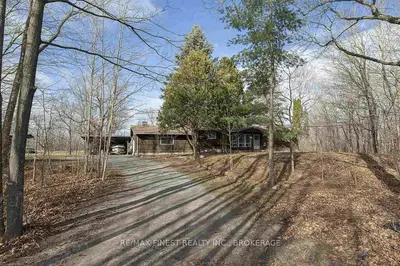 14 Upper Rideau Drive, Rideau Lakes, On K0g 1x0