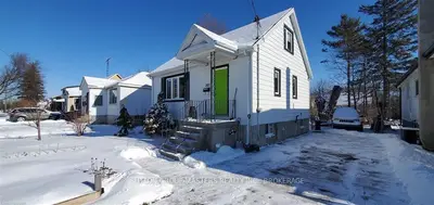 205 Kingscourt Avenue, Kingston, ON K7K 4P7