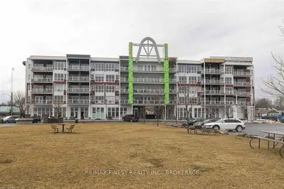 130 Water Street 301, Gananoque, On K7g 0a8