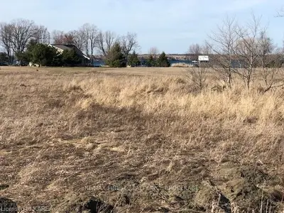 6 Hunt Club Lane, Frontenac Islands, On K0h 2y0