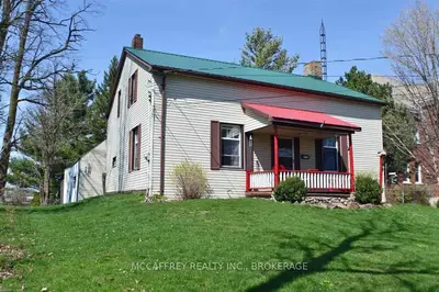 360 ACADEMY Street, Loyalist, ON K0H 1G0