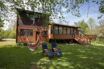 143 Taylor Road, Front Of Leeds & Seeleys Bay, On K7g 2v3