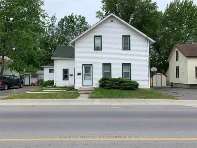 50 BRIDGE Street W, Greater Napanee, ON K7R 2C4