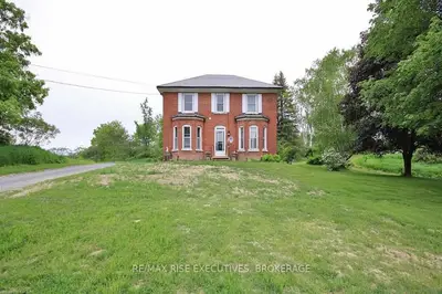 296 Berryton Road, Leeds And The Thousand Islands, On K0h 2n0