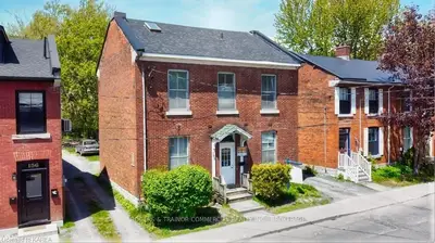 158-160 Bagot Street, Kingston, On K7l 3e8