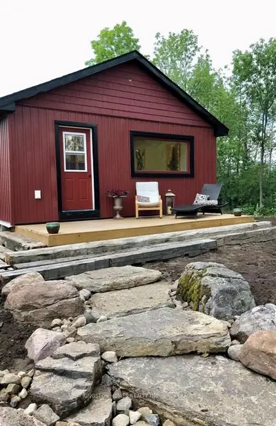 1017 MOSCOW Road, Stone Mills, ON K0H 3N0
