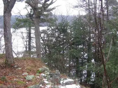 813 HERMIT THRUSH Lane, Leeds and the Thousand Islands, ON K0H 2N0