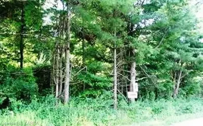 SELTON Road, Leeds and the Thousand Islands, ON K0E 1V0