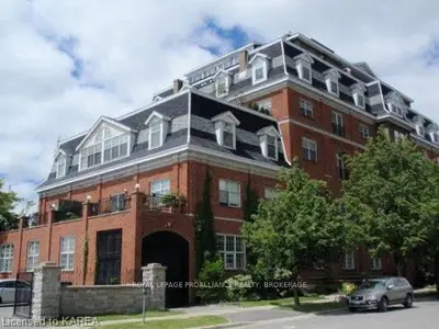 20 Gore Street 204, Kingston, On K7l 2l1