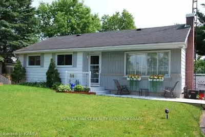 7766 County Road 2, Greater Napanee, On, K7r 3k6