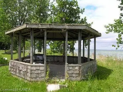 198 Reeds Bay Road, Frontenac Islands, On K0h 2y0