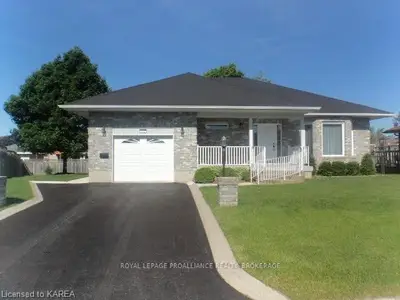 1043 Chancery Street, Kingston, On K7p 1r4