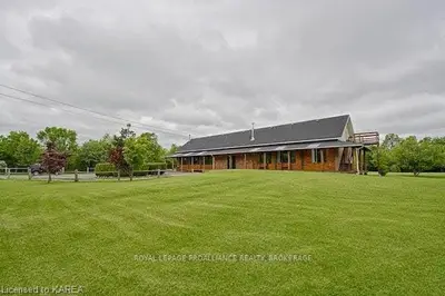2705 Battersea Road, Kingston, On K0h 1x0