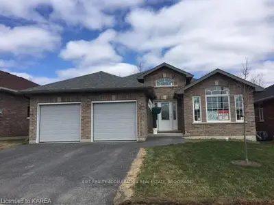 63 Hartwood Crescent, Greater Napanee, On K7r 2b9