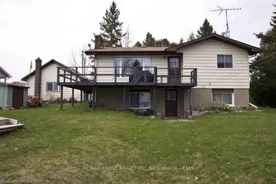 298 Sherman`s Point Road, Greater Napanee, On K7r 3k8
