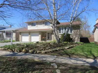 102 Westmoreland Road, Kingston, On K7m 1j7