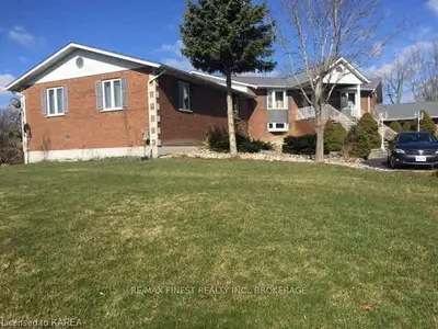 550 E Queen Street, Gananoque, On K7g 2b1
