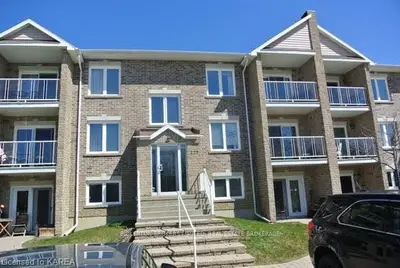 227 Oak Street 2302, Gananoque, On K7g 2r5