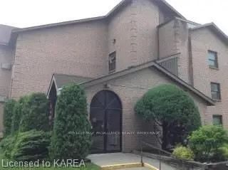 7 S Centre Street 305, Greater Napanee, On K7r 3x3