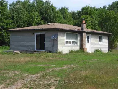 4337 Flinton Road, Addington Highlands, On K0h 1z0