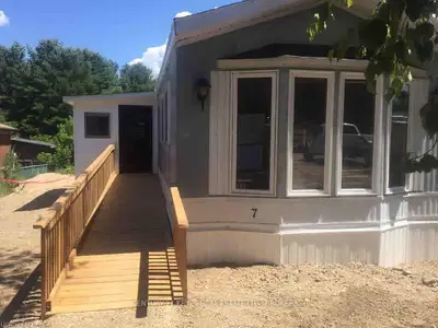 104 ELLISVILLE Road 26, Leeds and the Thousand Islands, ON K0H 2N0