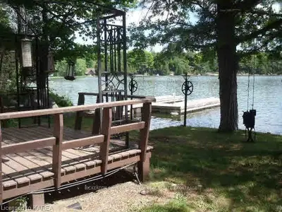 302 Hay Bay Lane, Leeds And The Thousand Islands, On K0e 1l0