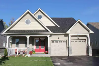 127 Country Club Drive, Loyalist, On K0h 1g0