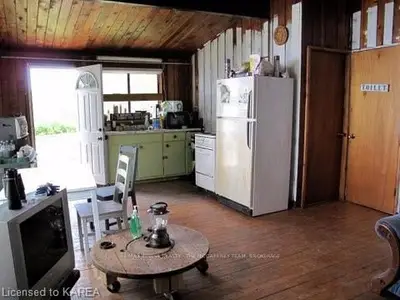 212 Perch Cove Lane, Greater Napanee, On K7r 3k7