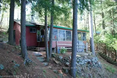 636 Davern Lane, Tay Valley, On K0h 2b0