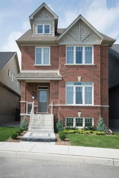 1267 Crossfield Avenue, Kingston, On K7p 0a6