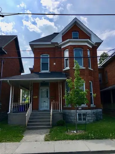 388 Alfred Street, Kingston, On K7k 4h7