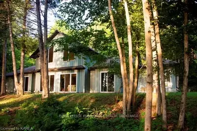 2966 R29, Rideau Lakes, On K0g 1v0