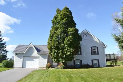 1809 Lazier Road, Tyendinaga, On K0k 3a0