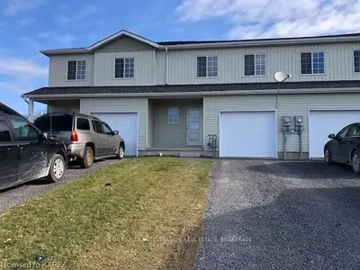89 Kanvers Way, Greater Napanee, On K7r 3p9