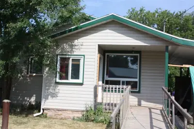 120 Hellen Street, Leeds And The Thousand Islands, On K0h 2n0